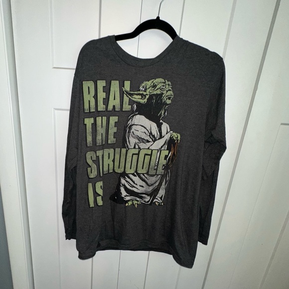 Star Wars Yoda Long Sleeve Dark Gray Shirt - Picture 1 of 4